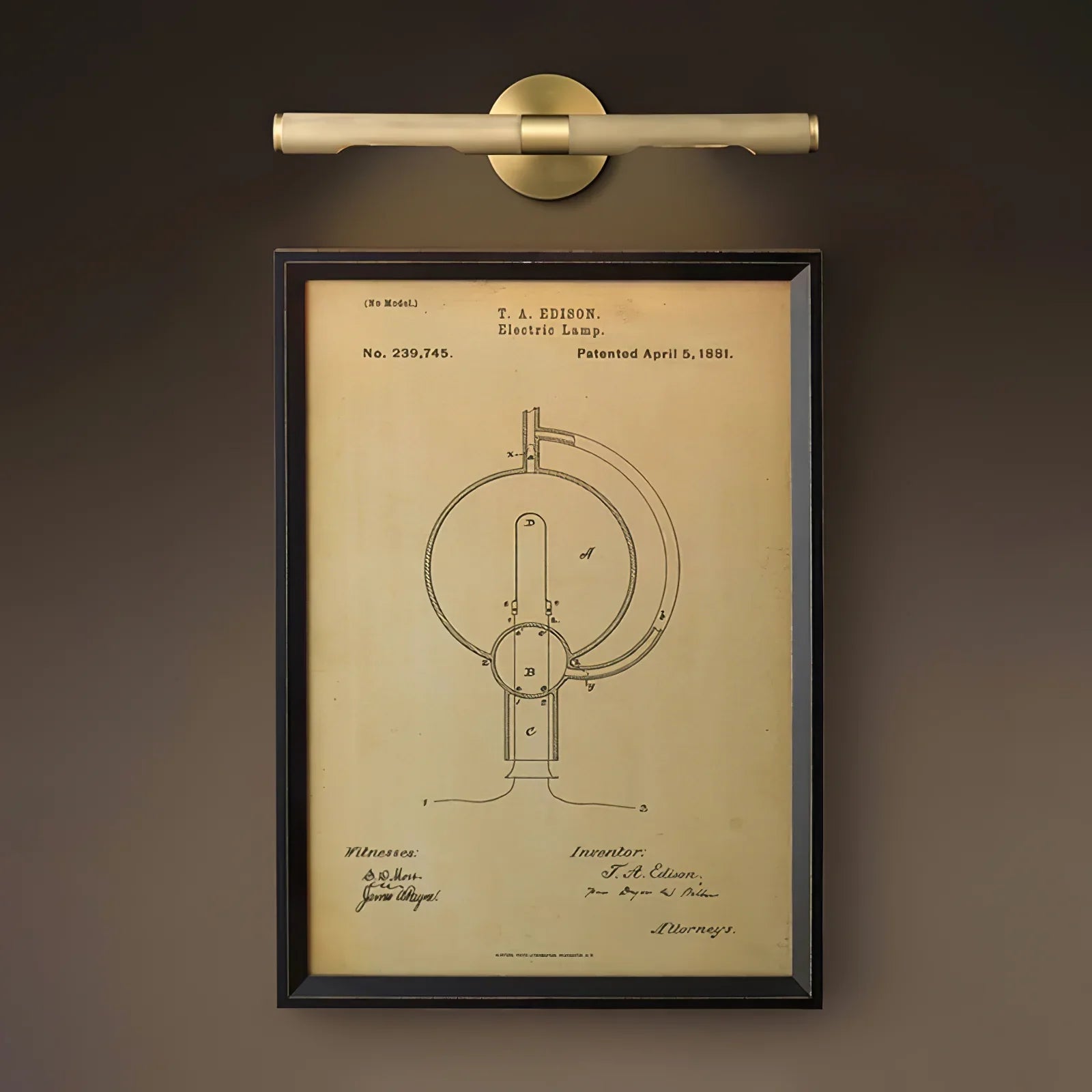 Elegant minimalist copper wall sconce for highlighting framed art pieces