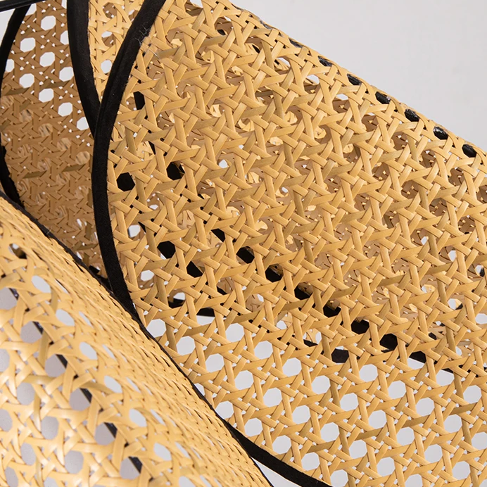 Sculptural lighting in Wabi-sabi style, made of rattan and fabric, offering authentic and textured lighting for calm interiors.